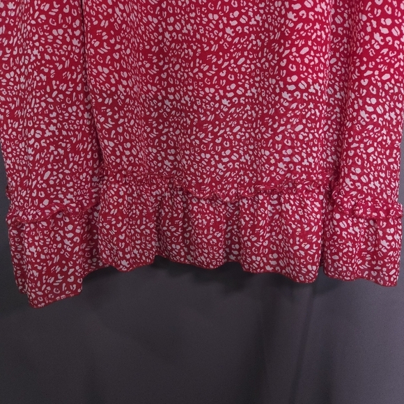 Mopogoss Chiffon Ruffle Dress Size Large Red and White Leopard Print Long Sleeve - Picture 6 of 13